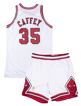1997 Jason Caffey NBA Finals Used Chicago Bulls Home Uniform - Jersey & Shorts - 2nd NBA Championship! (Caffey LOA)